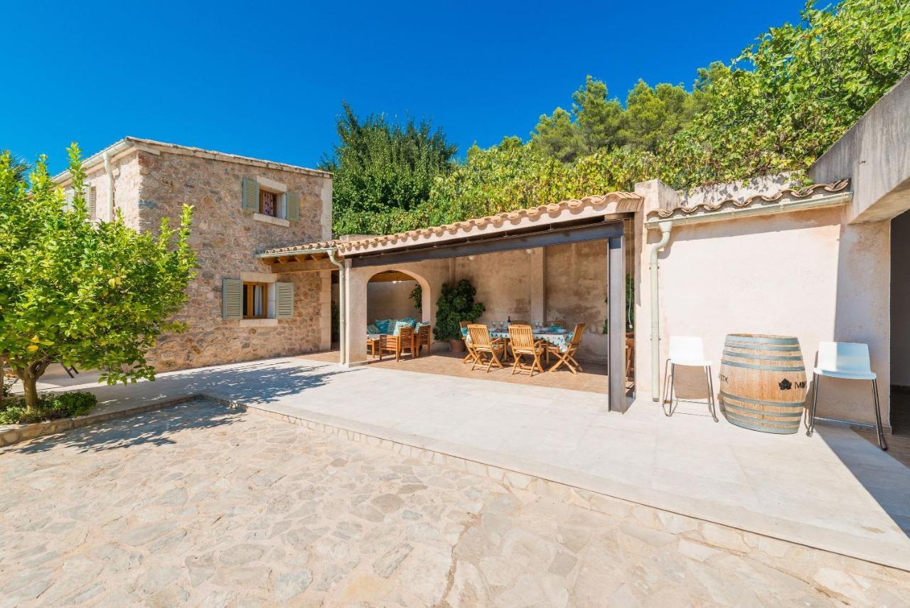 Coster Villa